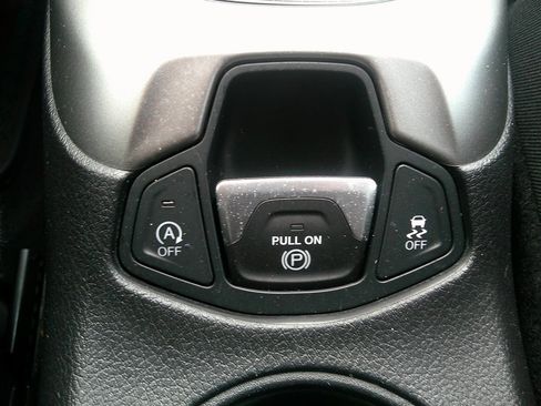 Used 2019 Jeep Compass Sport w/ Cold Weather Group image 37