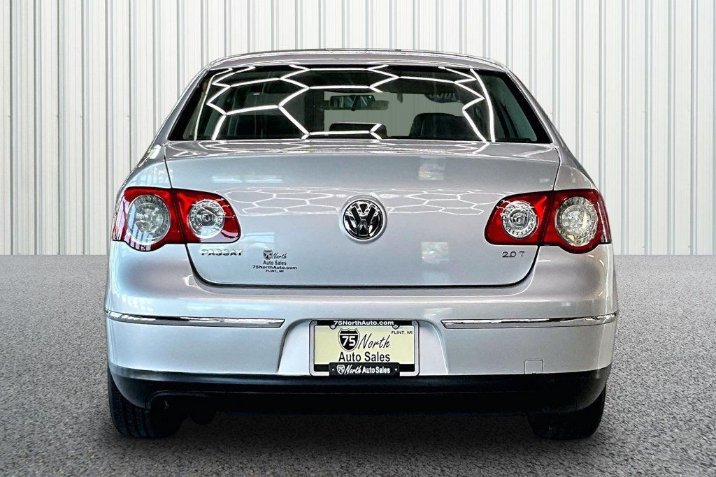 Used 2008 Volkswagen Passat 2.0T FWD image 5