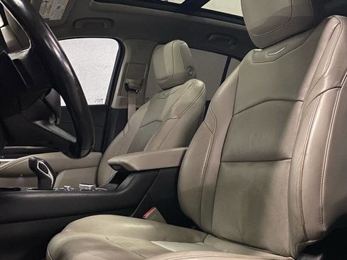 Used 2019 Cadillac XT4 Premium Luxury image 12