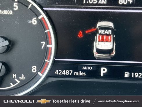 Used 2023 Nissan Rogue S AWD/4WD image 16
