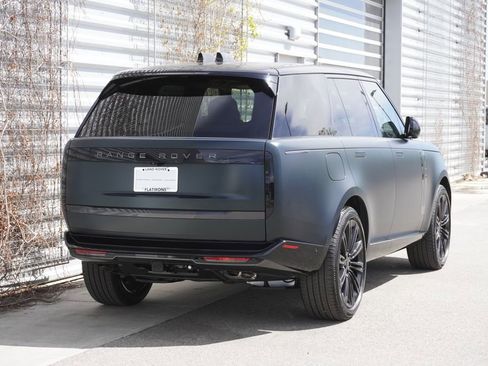 New 2026 Land Rover Range Rover SE AWD/4WD image 2