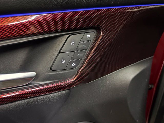 Used 2025 Chevrolet Traverse RS AWD/4WD image 35