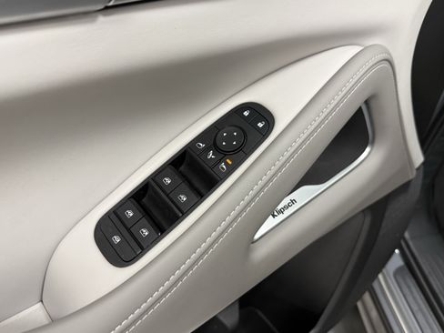 Certified 2027 INFINITI QX60 Luxe w/ Cargo Package FWD image 11