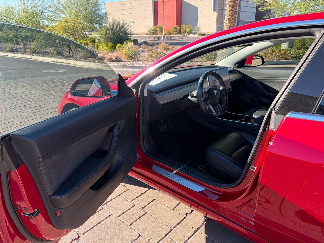 Used 2018 Tesla Model 3 Long Range RWD image 7