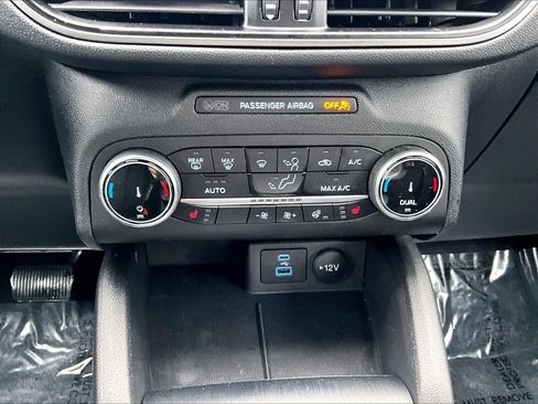 Used 2023 Ford Escape Active AWD/4WD image 26