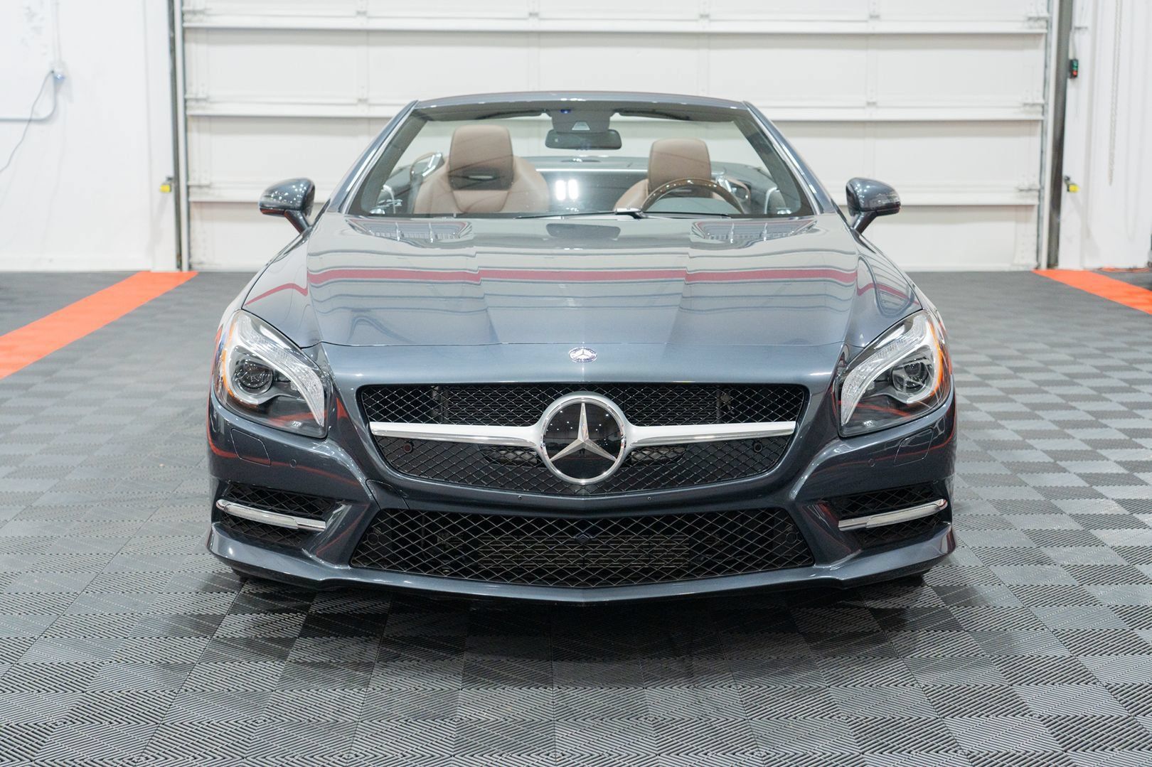 Used 2013 Mercedes-Benz SL 550 image 2
