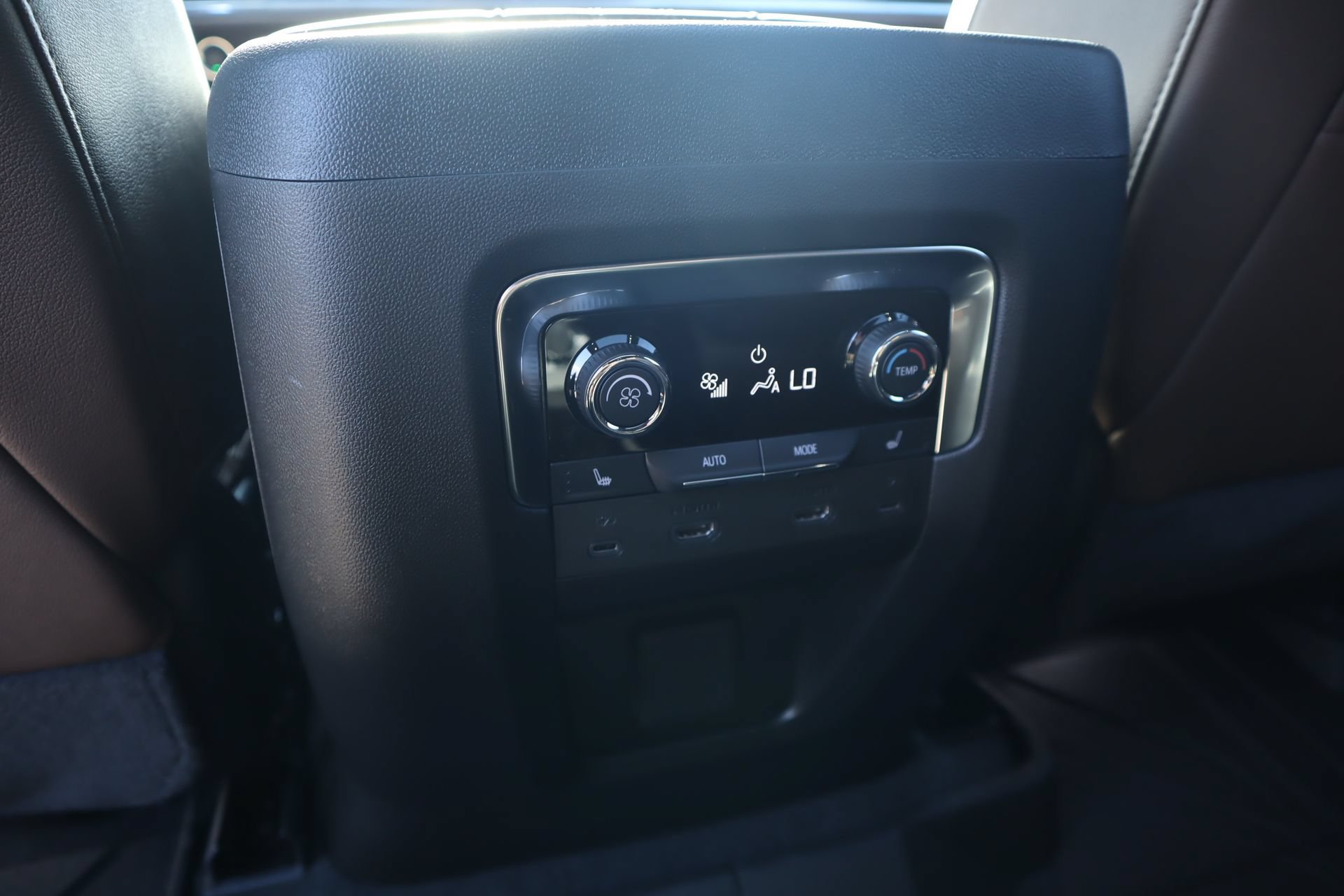 New 2026 Chevrolet Tahoe High Country AWD/4WD image 25