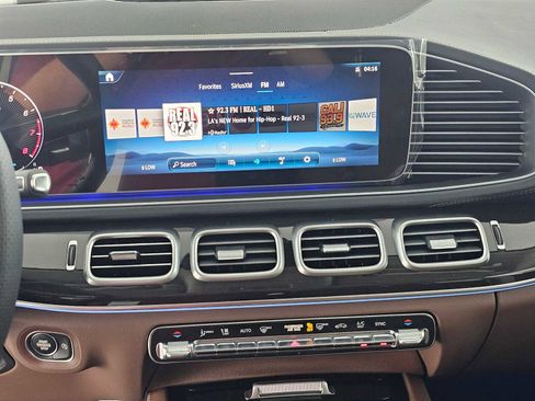 New 2026 Mercedes-Benz GLS 450 4MATIC image 27