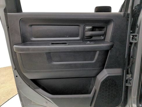 Used 2022 RAM 1500 Express w/ Ceramic Grey Express Package AWD/4WD image 23