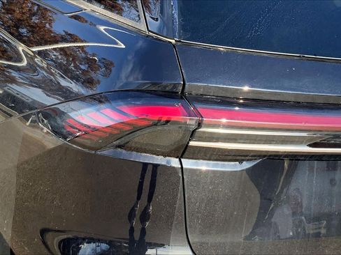 New 2026 Lincoln Nautilus Reserve image 14