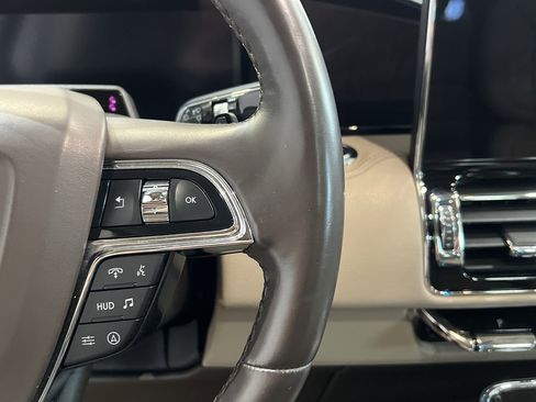 Used 2023 Lincoln Navigator L Reserve w/ Equipment Group 201A image 34