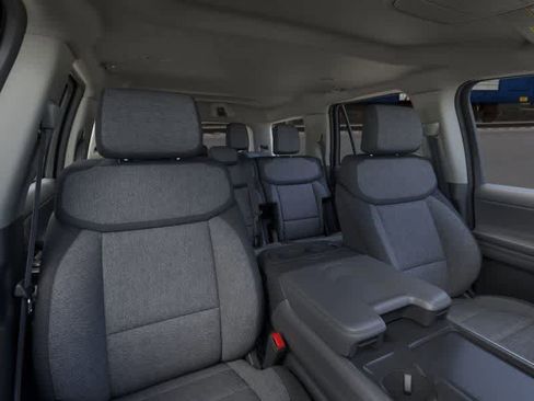New 2026 Ford Expedition Active AWD/4WD image 10
