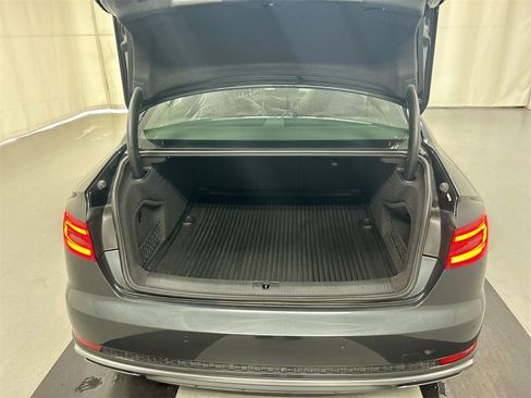 Used 2019 Audi A4 2.0T Premium Plus w/ Premium Plus Package image 23