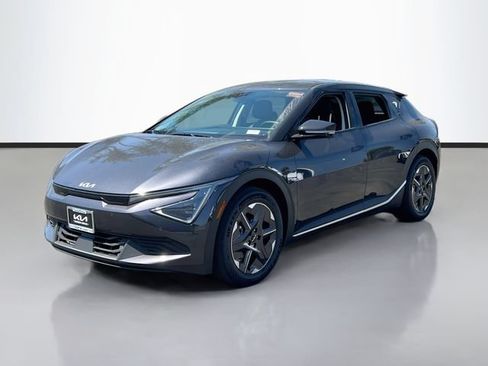 New 2026 Kia EV6 Light RWD image 3