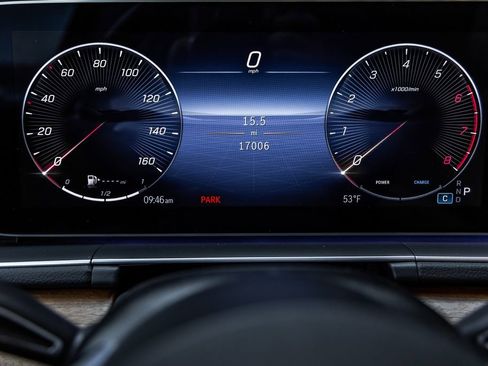 Used 2024 Mercedes-Benz GLS 450 4MATIC image 28