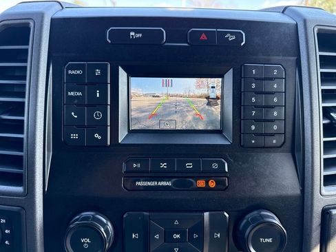 Used 2020 Ford F250 XL w/ Power Equipment Group image 26