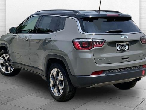 Used 2020 Jeep Compass Limited AWD/4WD image 10