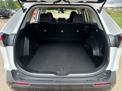 Used 2024 Toyota RAV4 XLE image 22