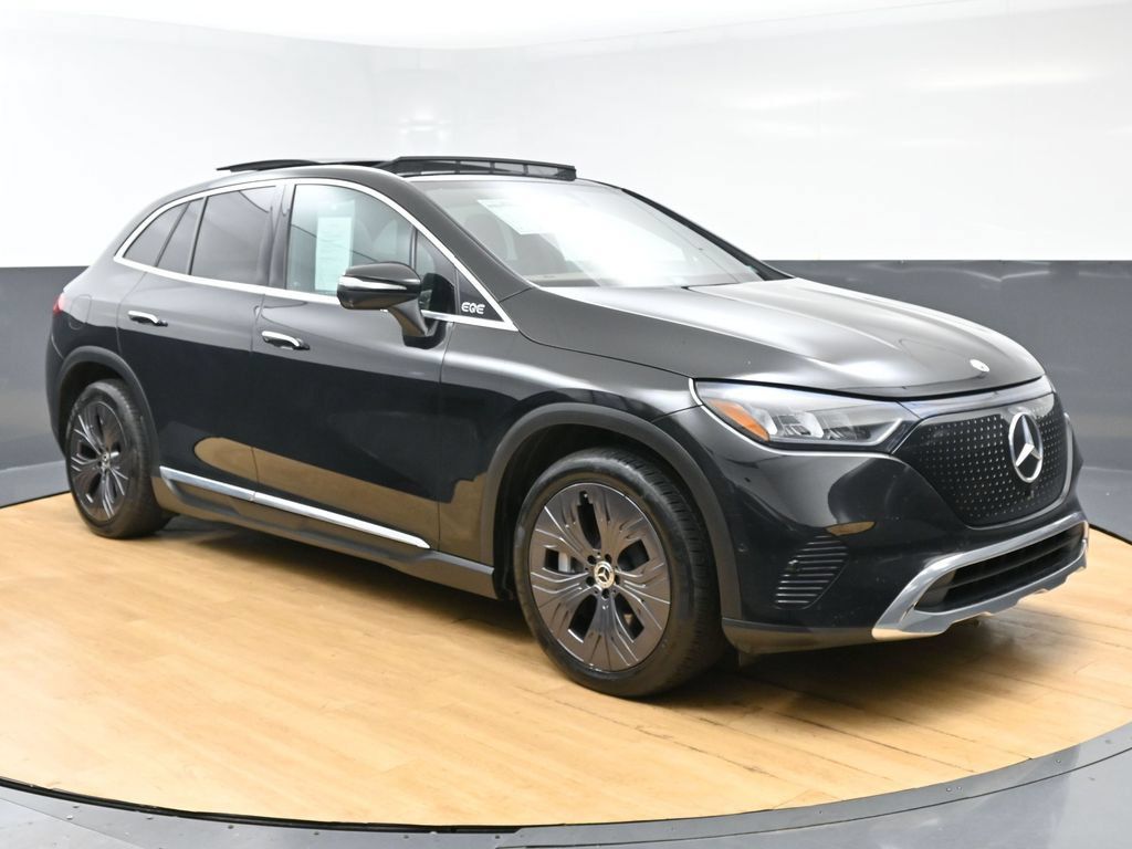 Used 2023 Mercedes-Benz EQE 350+ SUV image 48