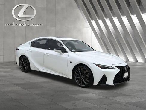 Used 2023 Lexus IS 350 F Sport RWD image 5