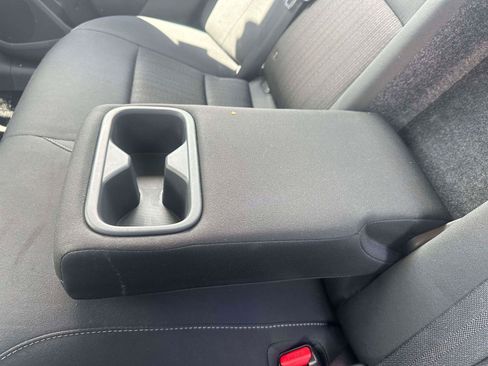 Used 2025 Nissan Altima 2.5 SV FWD image 10
