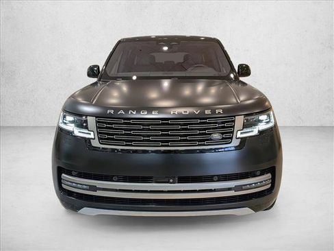 Used 2023 Land Rover Range Rover Long Wheelbase SE AWD/4WD image 2