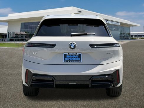 New 2026 BMW iX xDrive45 w/ M Sport Package AWD/4WD image 9