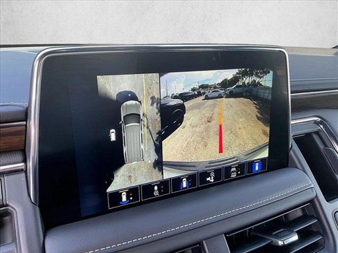 Used 2024 Chevrolet Tahoe Premier w/ Premium Package 2 RWD image 23