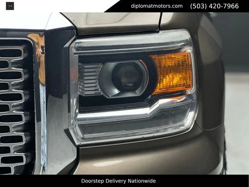 Used 2015 GMC Sierra 1500 Denali w/ Driver Alert Package image 13