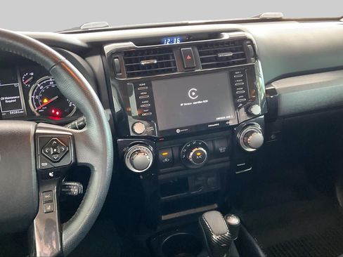 Used 2021 Toyota 4Runner Venture w/ Moonroof Package AWD/4WD image 7