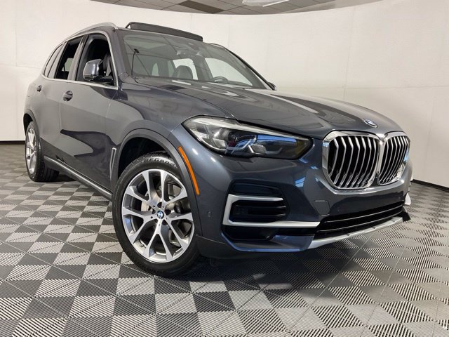 Used 2022 BMW X5 xDrive40i w/ Premium Package AWD/4WD image 45