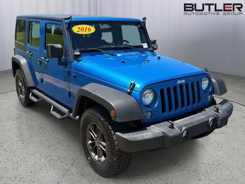 Used 2016 Jeep Wrangler Unlimited Sport AWD/4WD image 8