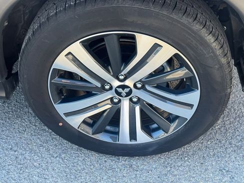 Used 2025 Mitsubishi Outlander Sport AWD image 13