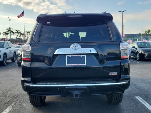 Used 2020 Toyota 4Runner Limited image 10