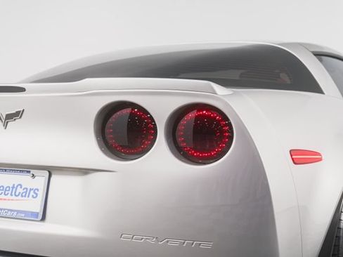 Used 2007 Chevrolet Corvette Z06 w/ Preferred Equipment Group RWD image 23