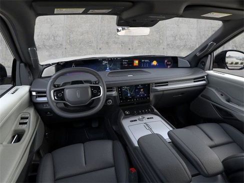New 2025 Lincoln Navigator Reserve w/ Jet Appearance Package image 11