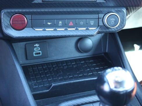 Used 2024 Ford Mustang GT Premium RWD image 31