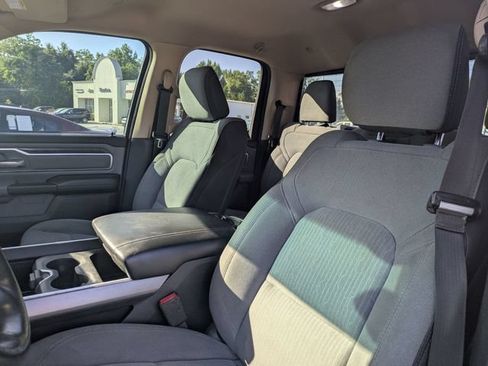 Used 2019 RAM 1500 Big Horn AWD/4WD image 15