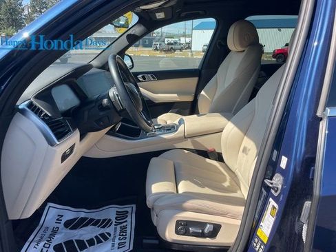 Used 2022 BMW X5 xDrive40i image 3