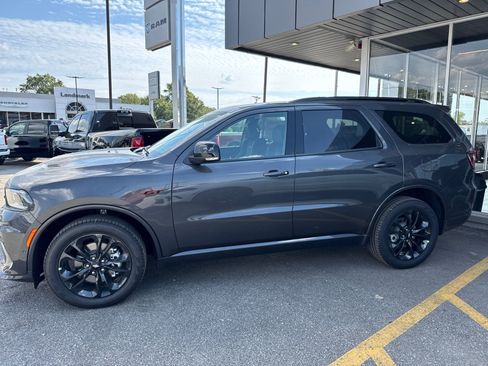 New 2026 Dodge Durango GT image 3