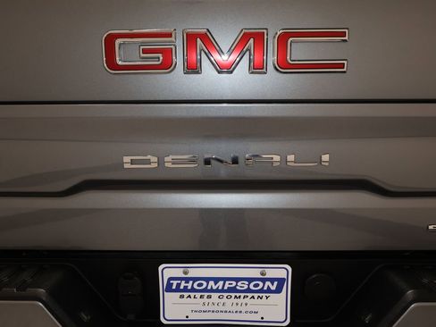 Used 2019 GMC Sierra 1500 Denali w/ Denali Ultimate Package image 40