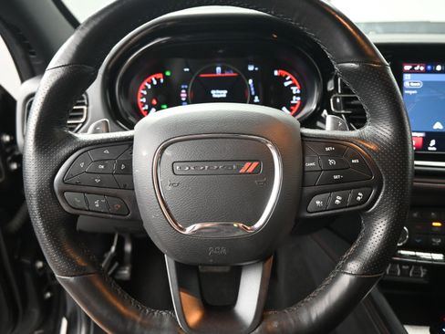 Used 2023 Dodge Durango GT image 11