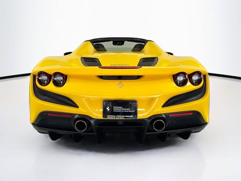 Certified 2021 Ferrari F8 Tributo image 6