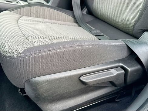 Used 2024 Subaru Crosstrek 2.0i Premium image 25