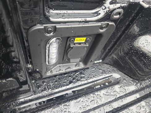 New 2026 Ford Maverick XLT w/ XLT Luxury Package image 6