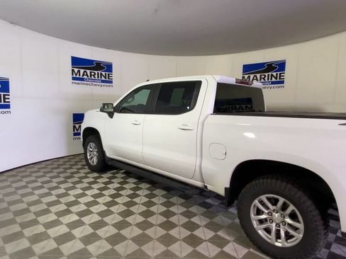 Used 2021 Chevrolet Silverado 1500 LT AWD/4WD image 8