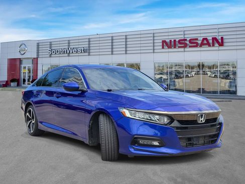 Used 2020 Honda Accord Sport image 3