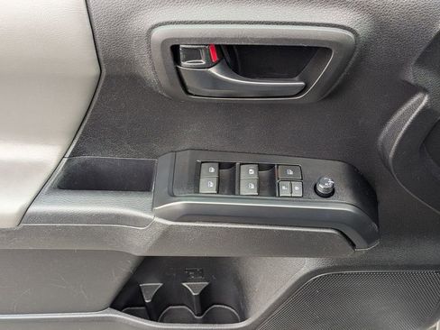 Used 2023 Toyota Tacoma TRD Sport image 5