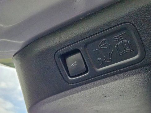 Used 2020 Ford Expedition Max Limited w/ Equipment Group 301A AWD/4WD image 18