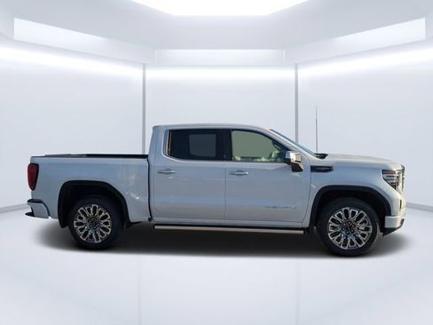 New 2026 GMC Sierra 1500 Denali Ultimate AWD/4WD image 2